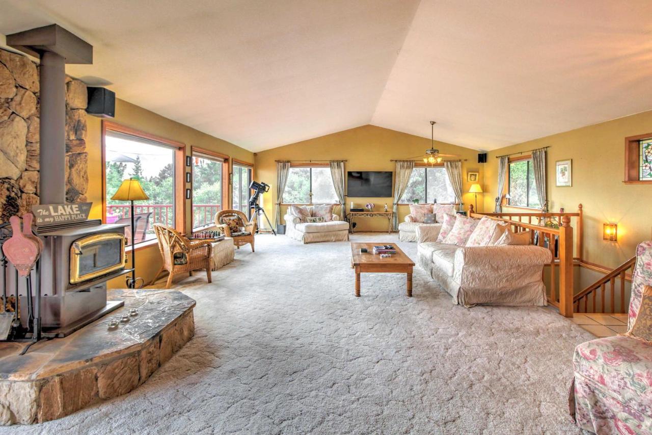Spacious Kelseyville Home With Large Lakefront Deck! מראה חיצוני תמונה