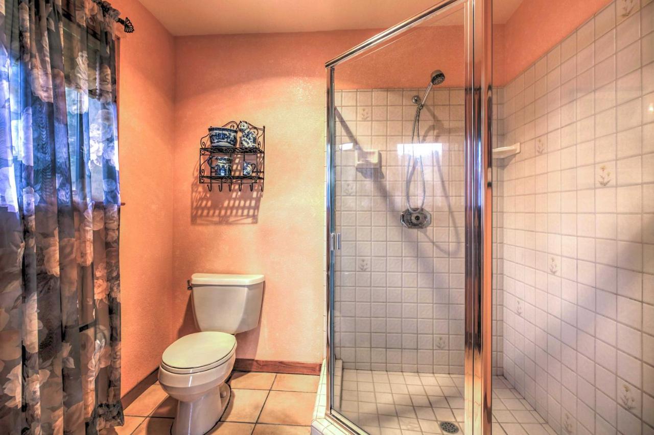 Spacious Kelseyville Home With Large Lakefront Deck! מראה חיצוני תמונה