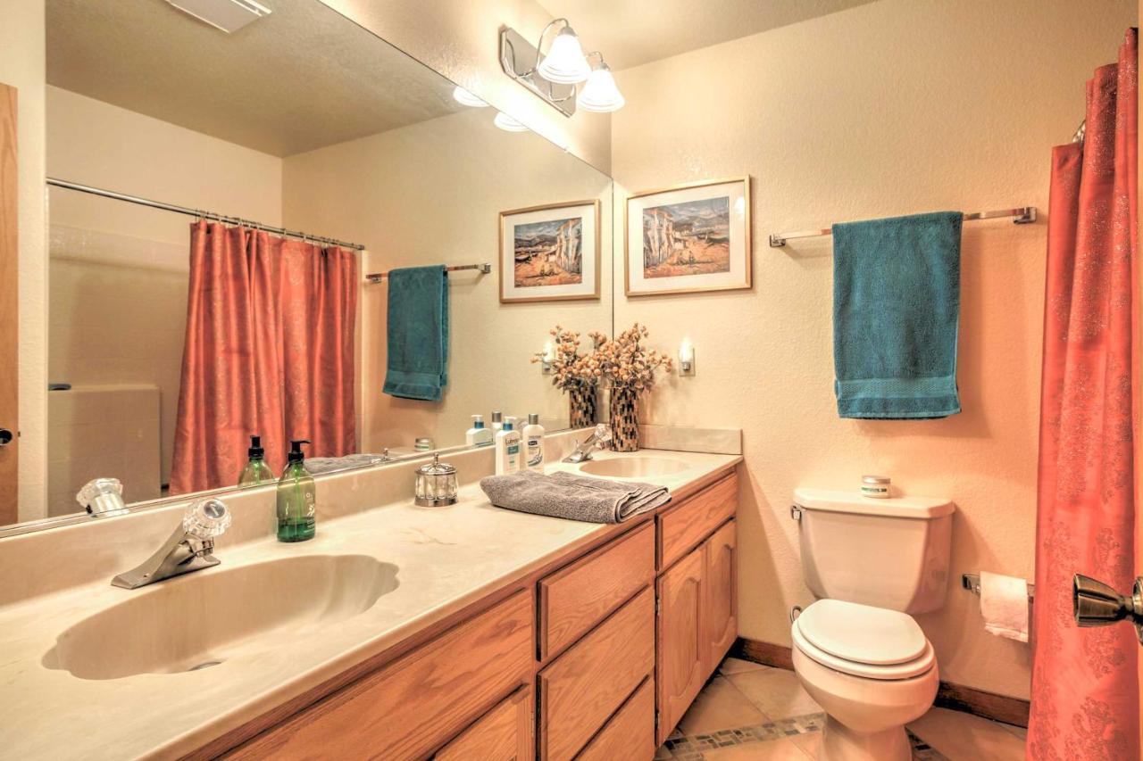 Spacious Kelseyville Home With Large Lakefront Deck! מראה חיצוני תמונה