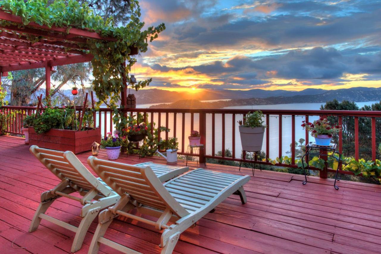 Spacious Kelseyville Home With Large Lakefront Deck! מראה חיצוני תמונה